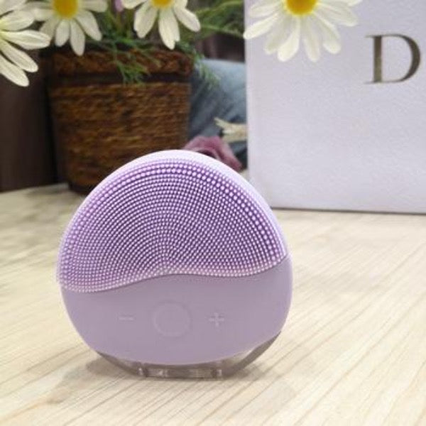 SoBelle® Sonic Facial Cleaning Brush